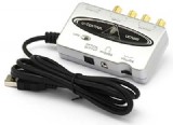 Behringer UCA202